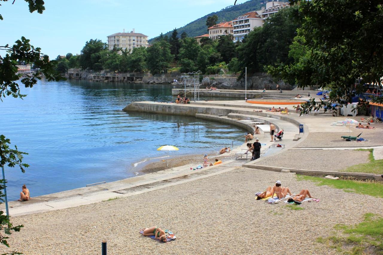 Apartments With A Parking Space Lovran, Opatija - 7713 Exteriér fotografie